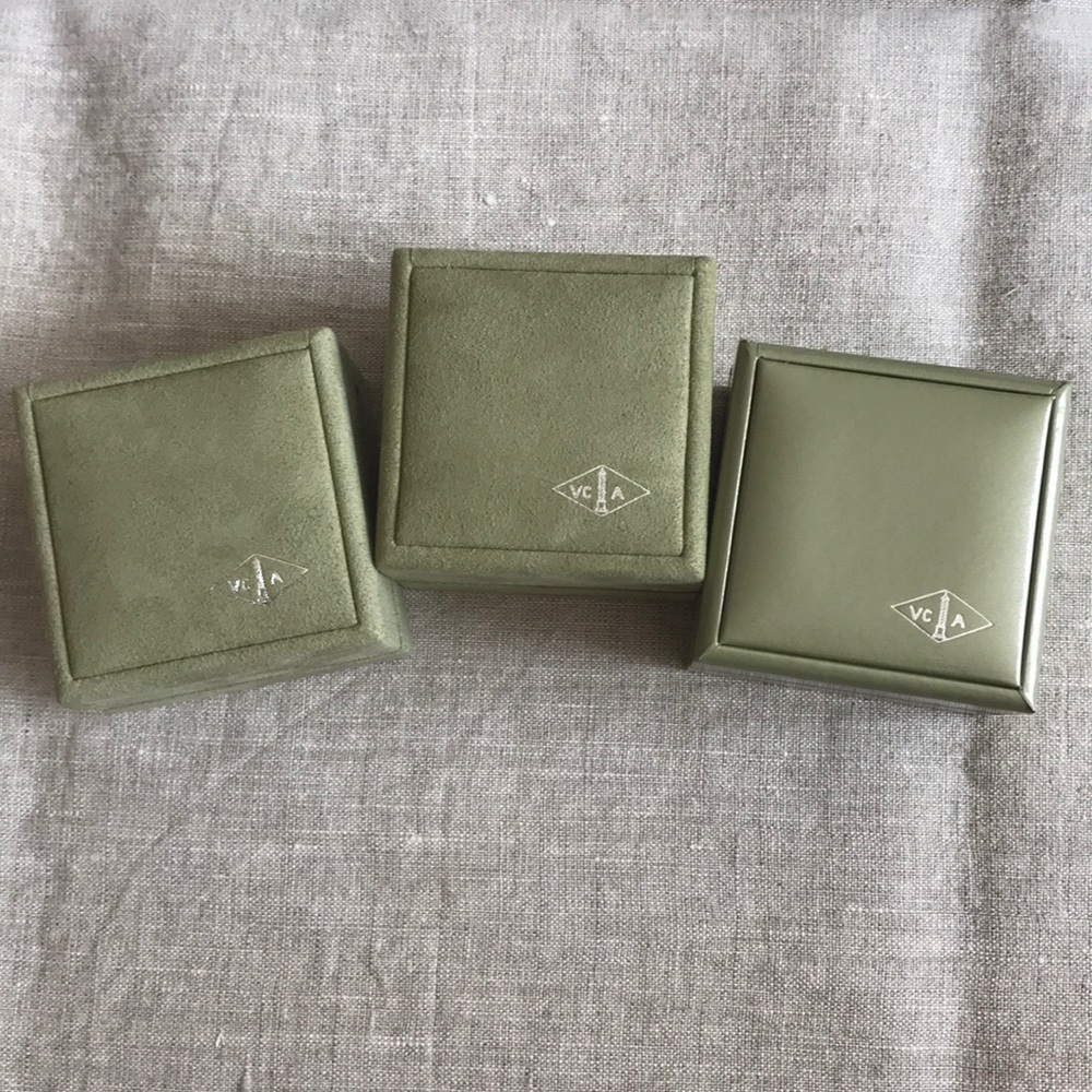 Van Cleef & Arpels jewelry boxes. Set of 3.